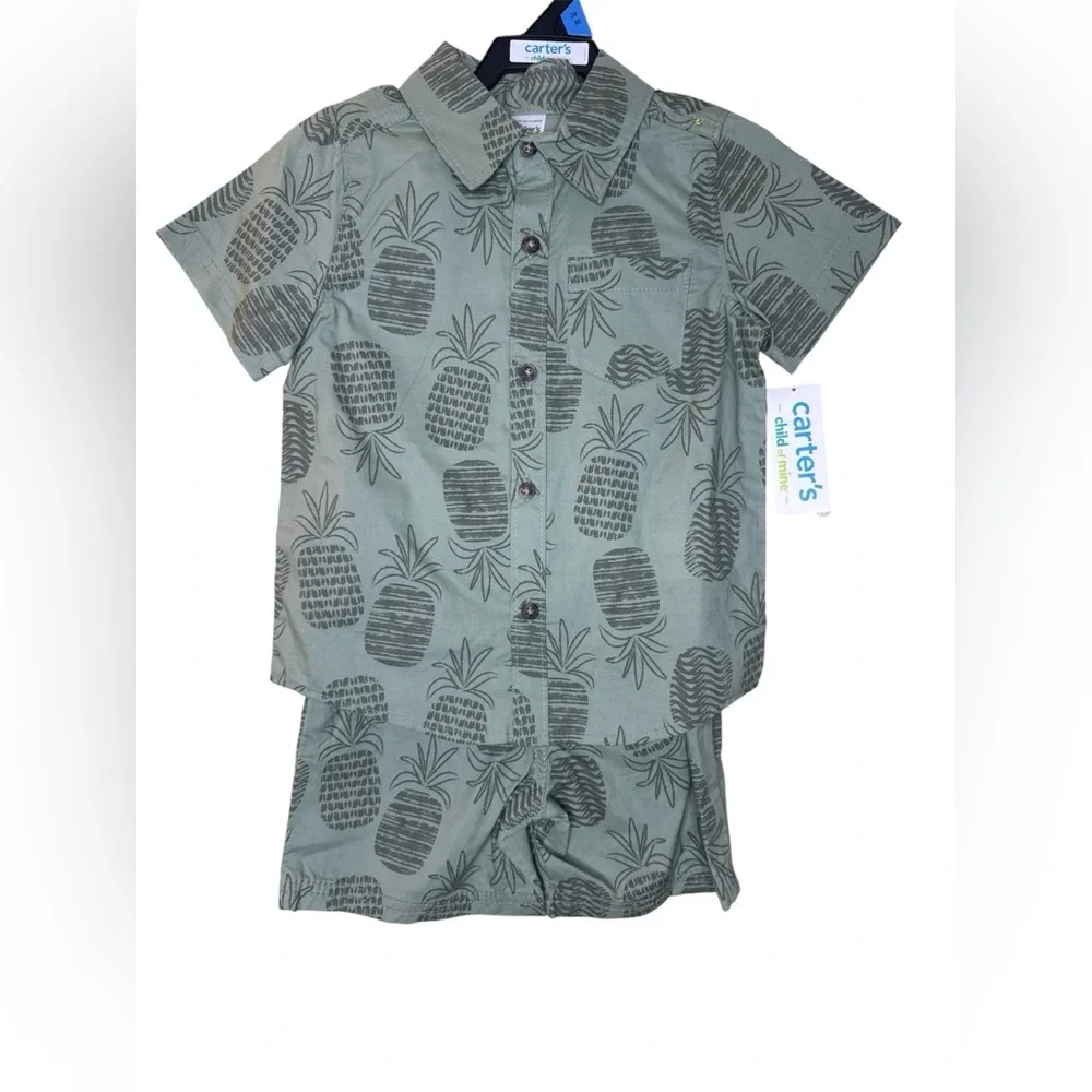 Carter's boys two piece shirt and short set size 24month